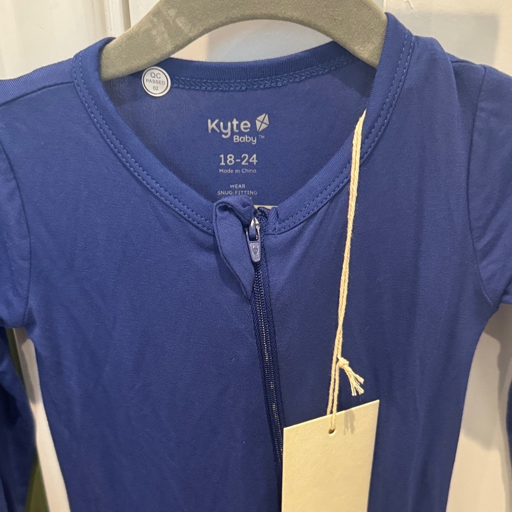 Kyte BABY Navy Kids Footie - Picture 2 of 3